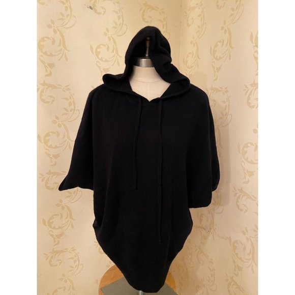 Vince Bergdorf Goodman 100% Cashmere Black Batwing Sweater Medium - Picture 1 of 5
